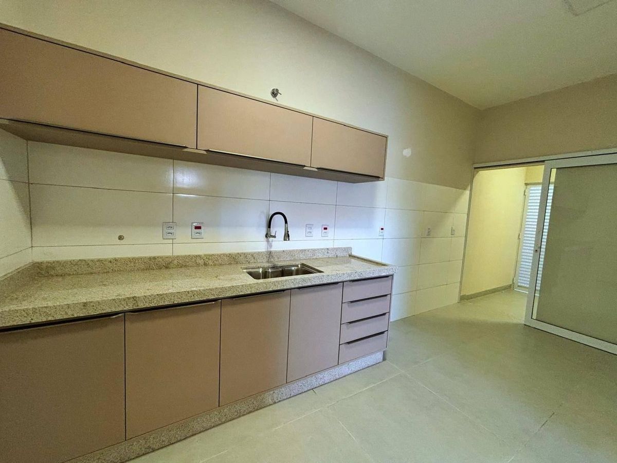 Casa com 3 quartos, Golden Park - Sorriso