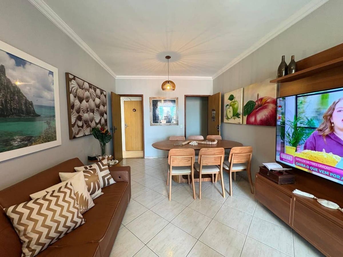 Apartamento a venda em Cabo Frio, 3 quartos, sendo 1 suíte, sala em 3 ambientes, vaga na escritura e colado a Praia do Forte. - Apartamento em Braga, Cabo Frio - à venda - MIGUEZ IMOBILIÁRIA