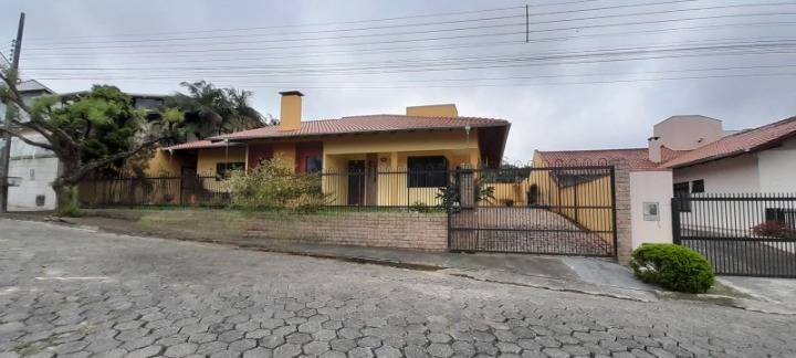 CASA ALTO PADRÃO A VENDA BAIRRO PROGRESSO - FORA DE ENCHENTE - Casa em Progresso, Rio do Sul - à venda - IMOBILIARIA ALTO VALE LTDA