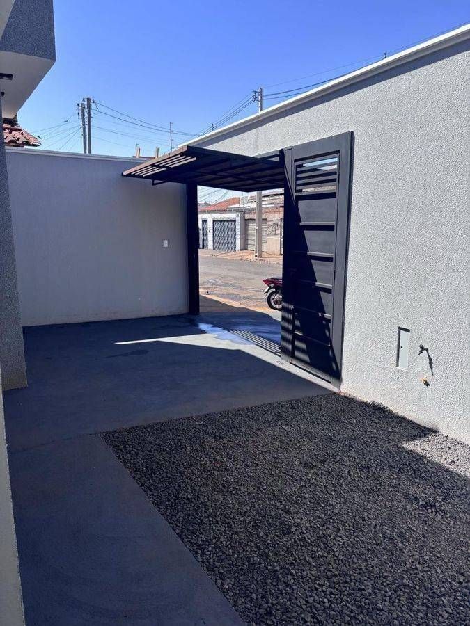 Casa com 3 quartos à Venda, Residencial Veneza - Rio Verde