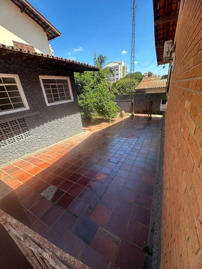 Casa comercial ou residencial em ótima localização no centro de Vinhedo AT:480m2, AC: 289,5m2. Espaços amplos, vagas de garagem e fácil acesso., foto 5