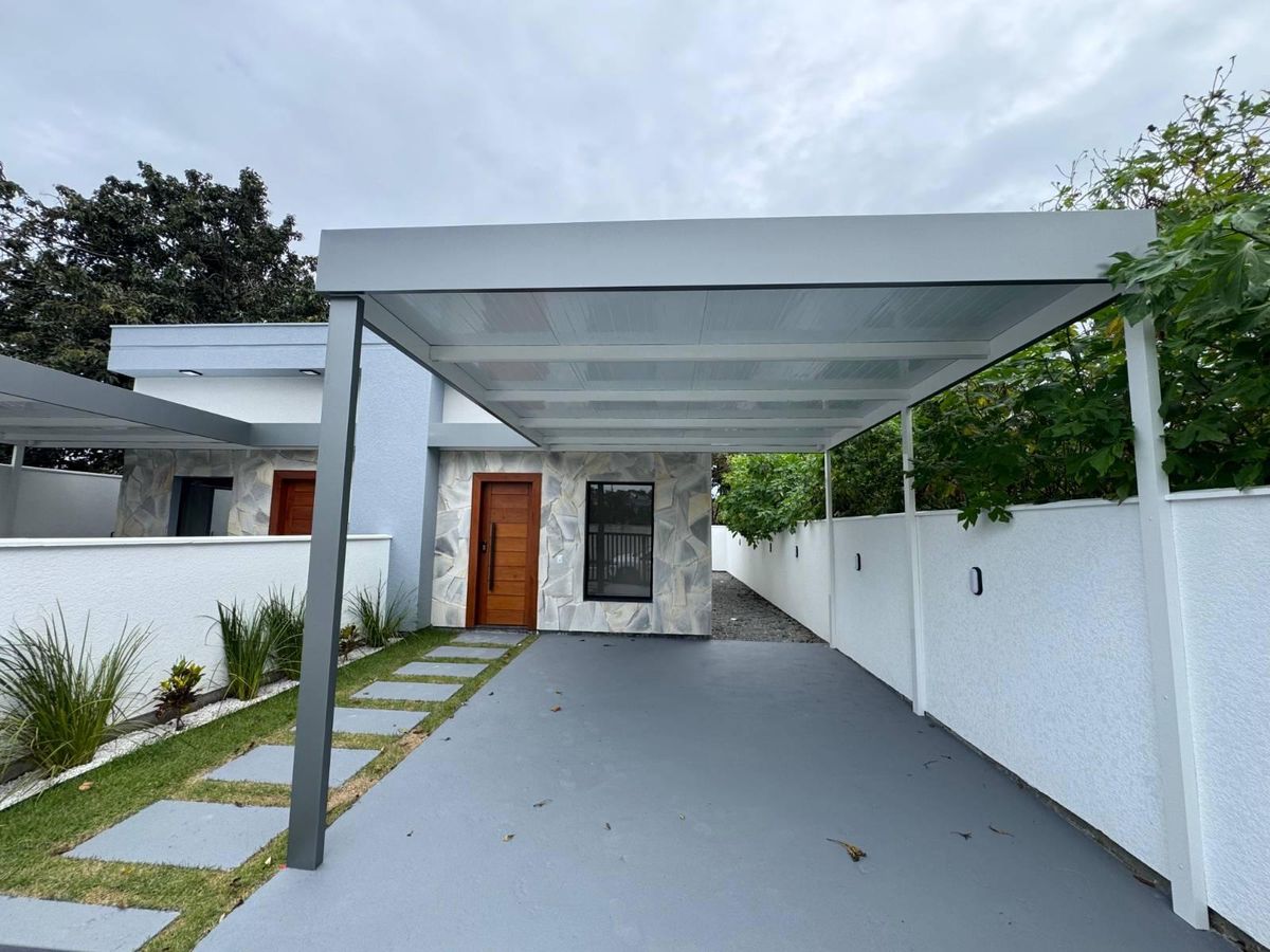2 Casas Recém Construída no Rio Vermelho - Casa em São João do Rio Vermelho, Florianópolis - à venda e para temporada - Nativo Imóveis LTDA