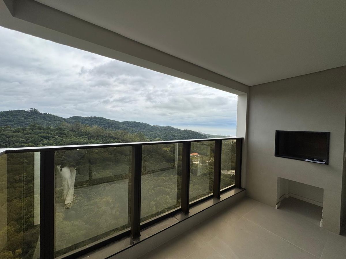 Varanda com vista para mata