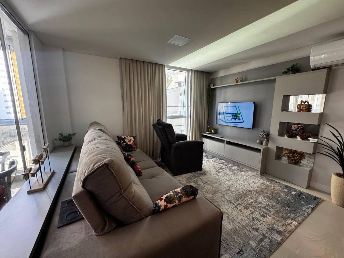Apartamento 3 dormitórios finamente mobiliado - Apartamento em Meia Praia, Itapema - para temporada - SAVOIA IMÓVEIS