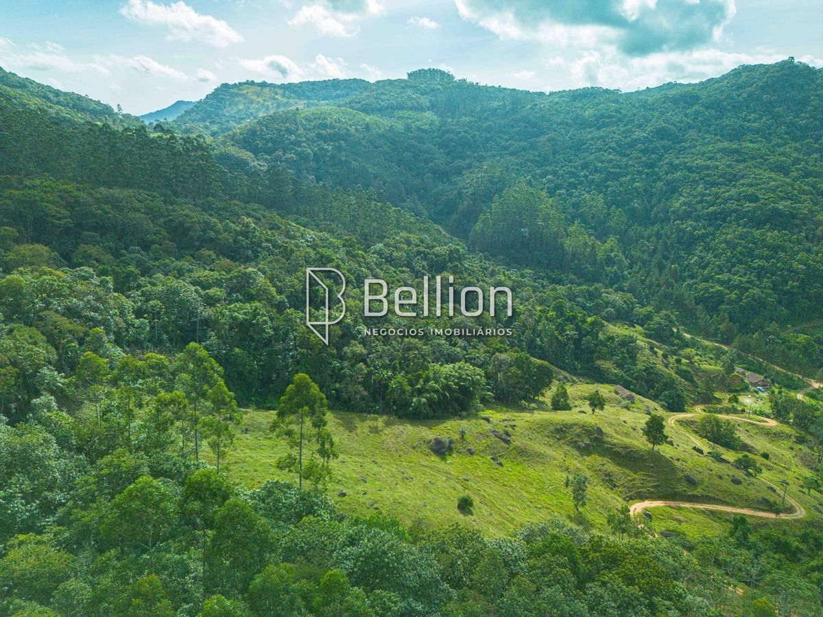 Sítio com 270.000m² no Bairro Tiroleses, Timbó
