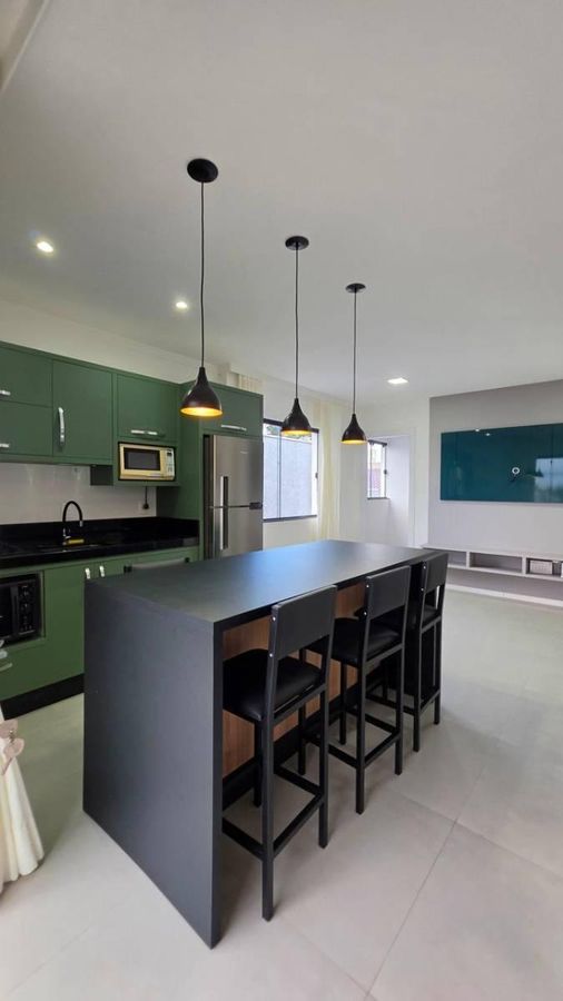 Apartamento com 2 dormitórios em Balneário Piçarras - Apartamento em Centro, Balneário Piçarras - à venda - MAR - Negócios imobiliários LTDA