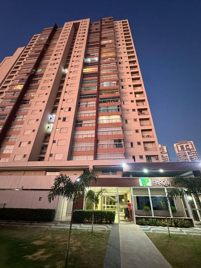 Apartamento novo e todo reformado com 3 suítes no Varandas do Parque