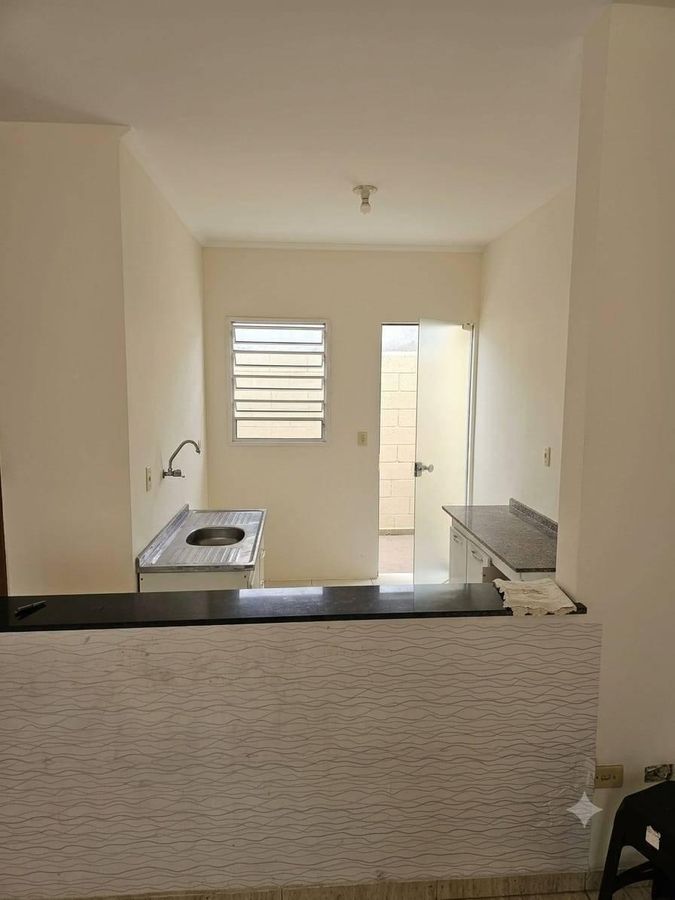 Casa a venda em Villagio, 70m², 2 dormitórios, 1 banheiro e 1 vaga, na Vila Brasileira, Mogi das Cruzes, SP - Vilagio em Vila Brasileira, Mogi das Cruzes - à venda - ComBrasil Negócios Imobiliários Ltda