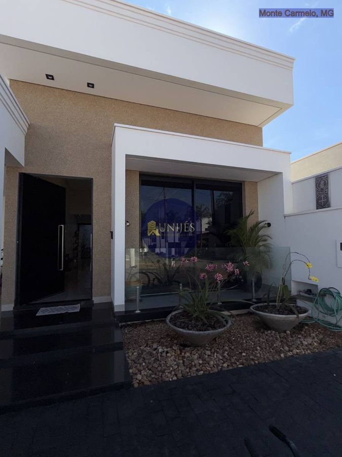 CASA ALTO PADRÃO A VENDA NO CONDOMINIO GOMES AGUIAR