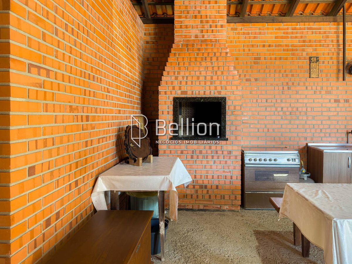 Casa à Venda em Padre Martinho Stein, Timbó 3 Quartos, Suíte e Amplo Terreno de 790 m²