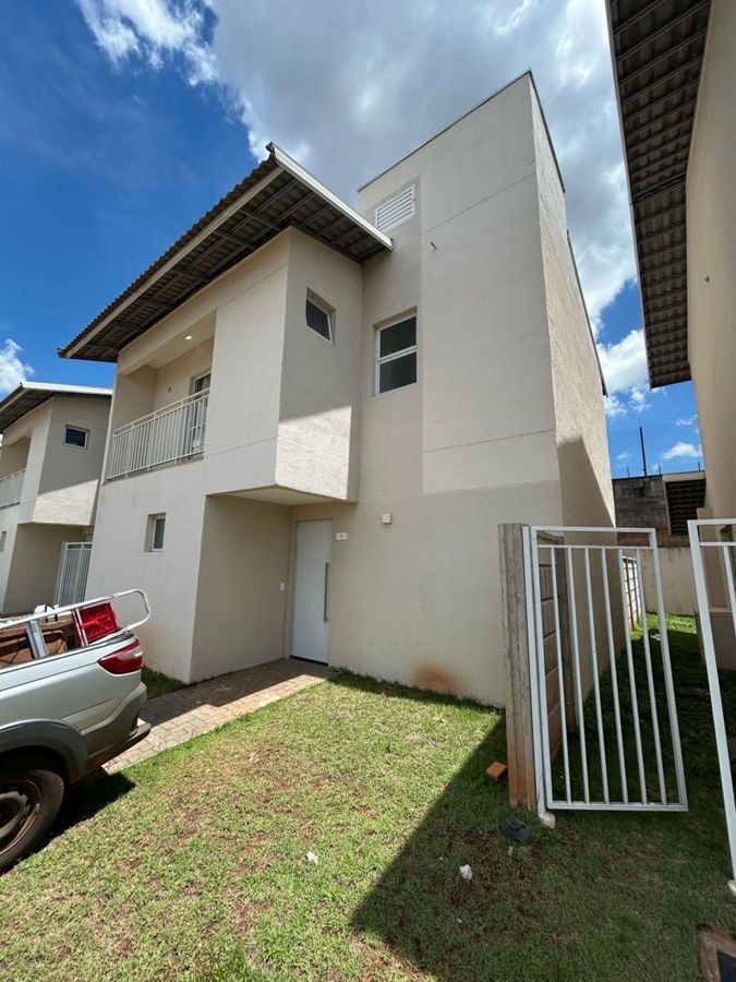 SOBRADO PARA LOCAÇÃO — CONDOMÍNIO BOSQUE DOS IPÊS - Casa de Condomínio em Parque dos Novos Estados, Campo Grande - para locação e à venda - Elite Negócios Imobiliários