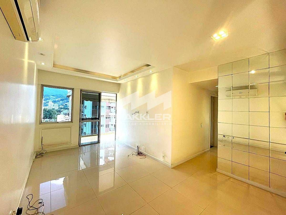 APTO. 2 QUARTOS COM VAGA GARAGEM GRAJAÚ