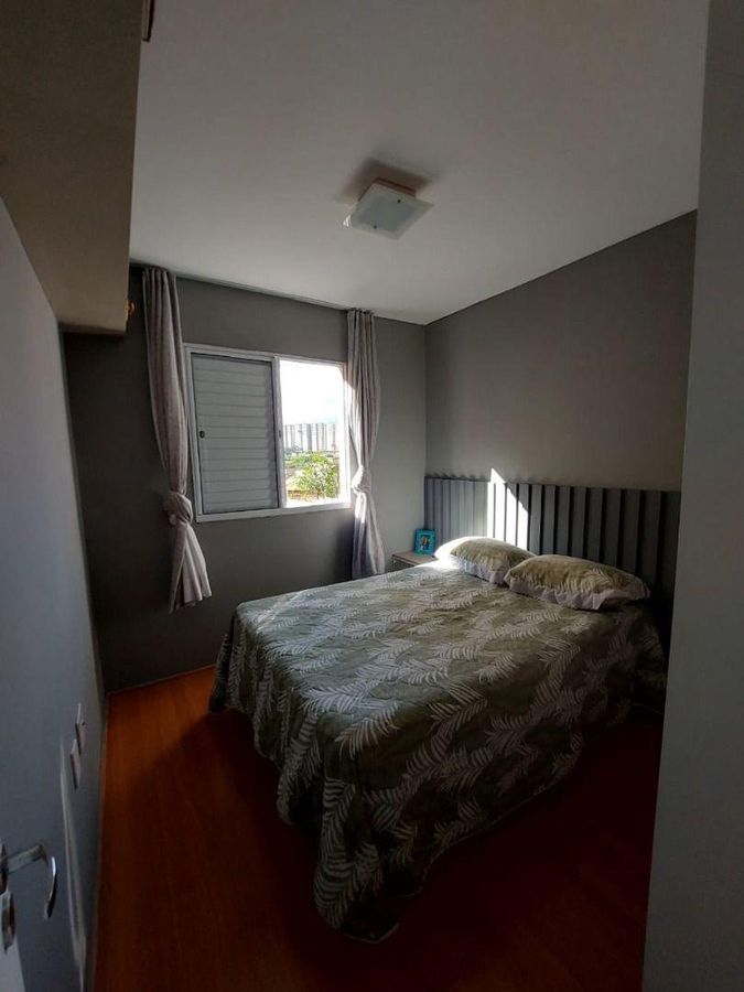 Apto. 2 dorm, sala cozinha e banheiro, área de serviço. Armários cozinha e quartos, chuveiro a gás e 1 vaga coberta. Jd. do Lago II Campinas, foto 3