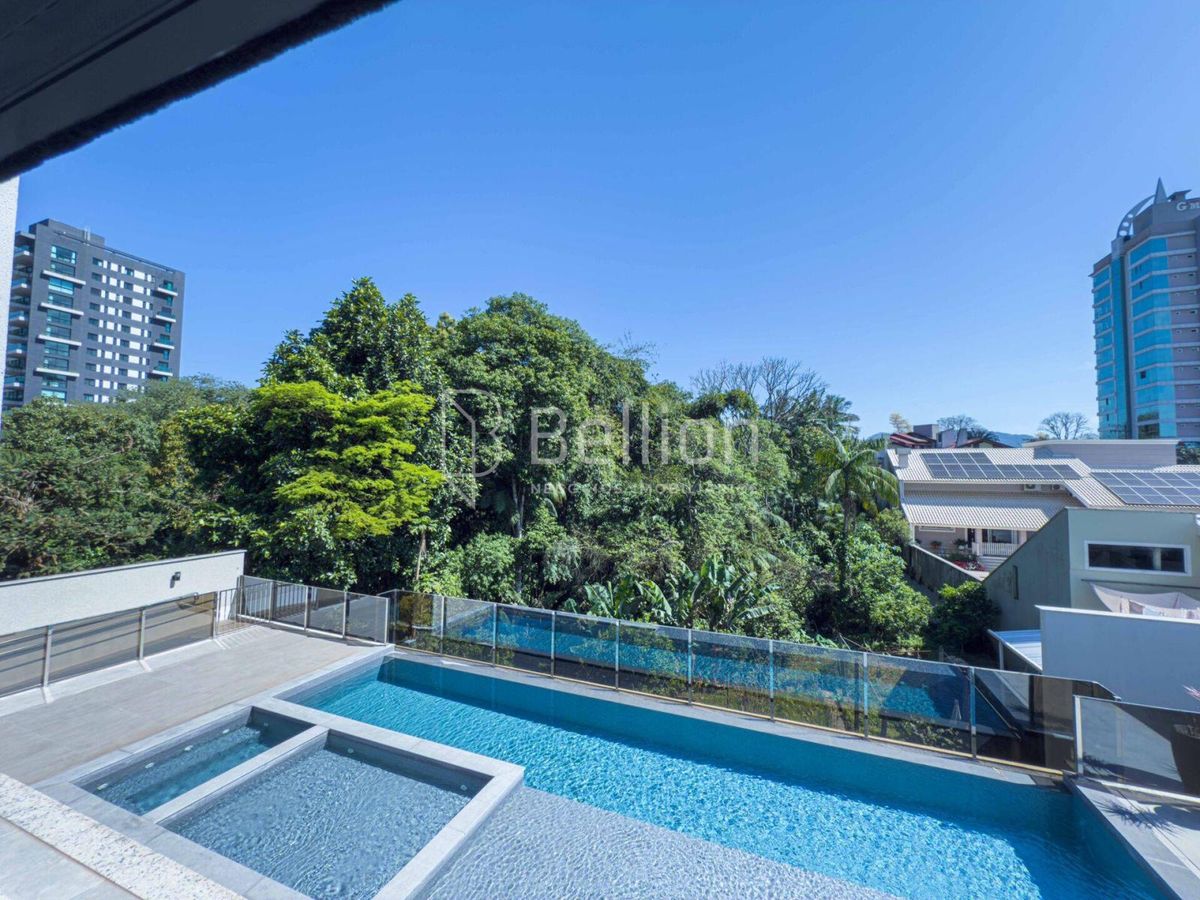 Apartamento à venda no bairro Capitais em Timbó/SC
