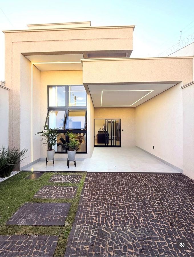 Casa Padrão à Venda, Jardim Adriana, Rio Verde, Go