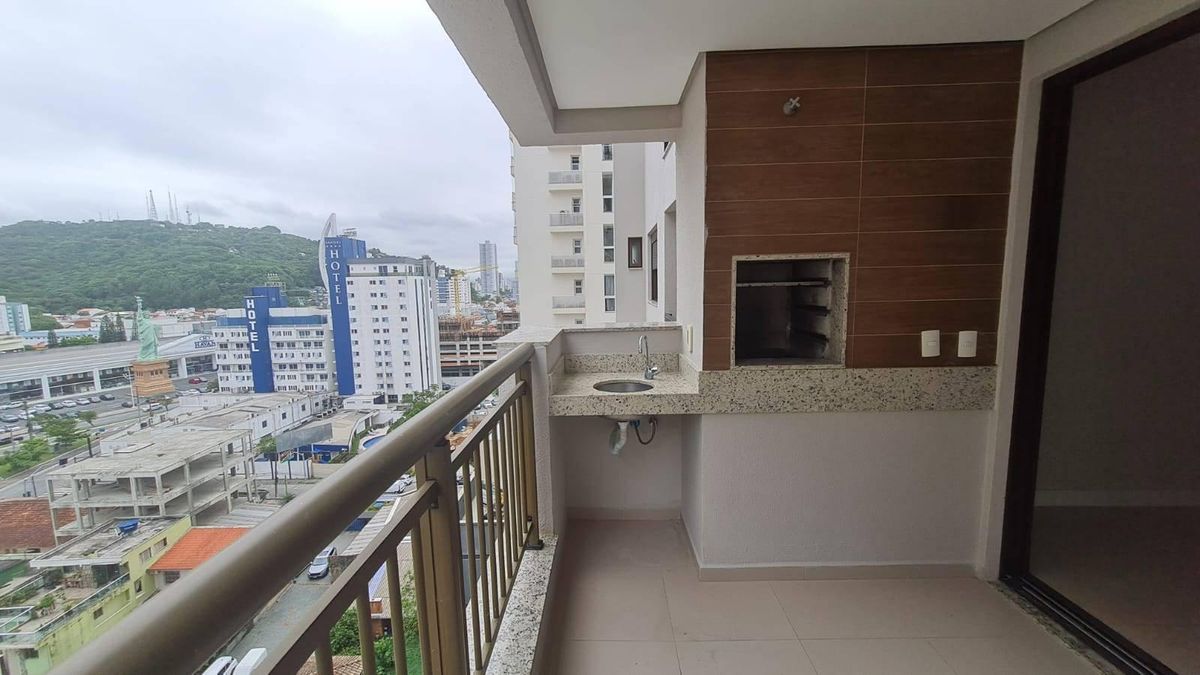 Apartamento a venda no edifício Grand Soleil no bairro Fazenda em Itajaí - Apartamento em Fazenda, Itajaí - à venda - IMOBILIÁRIA TERRA ITAJAI LTDA