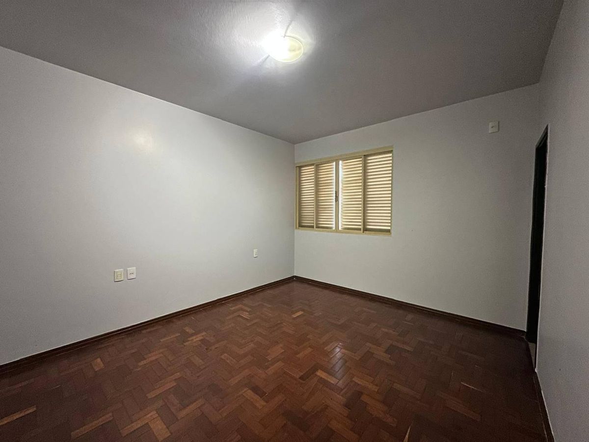 Foto 6 — Casa com 4 quartos, Jardim Goiás - Rio Verde