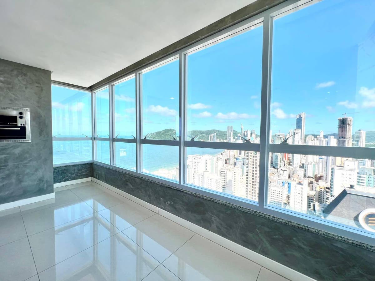Apartamento com 04 suítes, 02 vagas e 151m² à venda no Lumiére, em Balneário Camboriú/Santa Catarina - Apartamento em Centro, Balneário Camboriú - à venda - IMEX INVESTIMENTOS LTDA