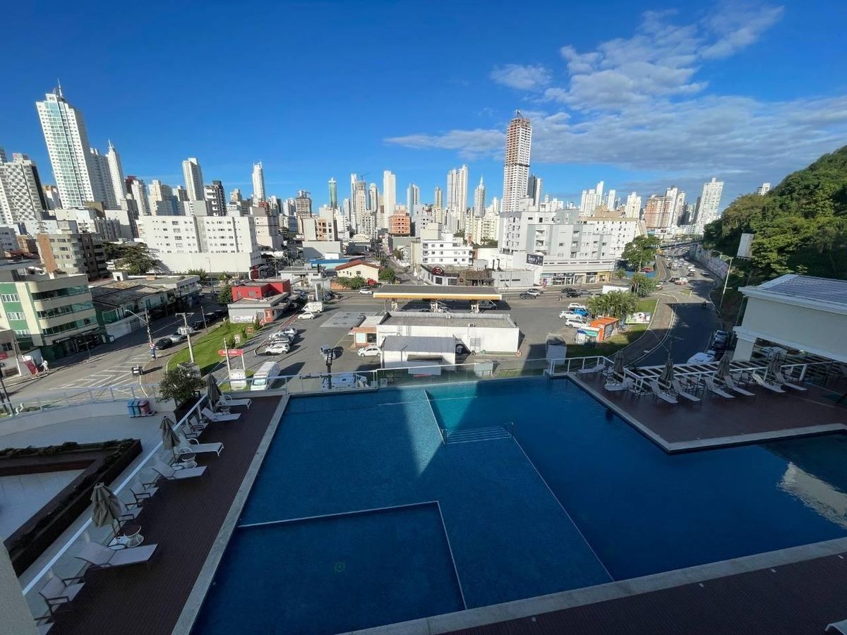 ALUGUEL ANUAL APARTAMENTO MOBILIADO NO GARDEN VILLAGE EM BALNEÁRIO CAMBORIÚ
