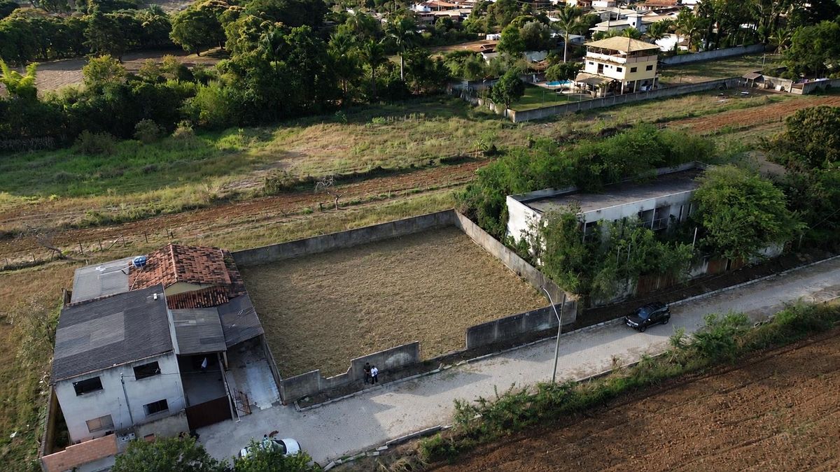 Terreno plano e murado no Centro - Capim Branco - Lote/Terreno em Centro, Capim Branco - à venda - CAPIM BRANCO IMÓVEIS LTDA
