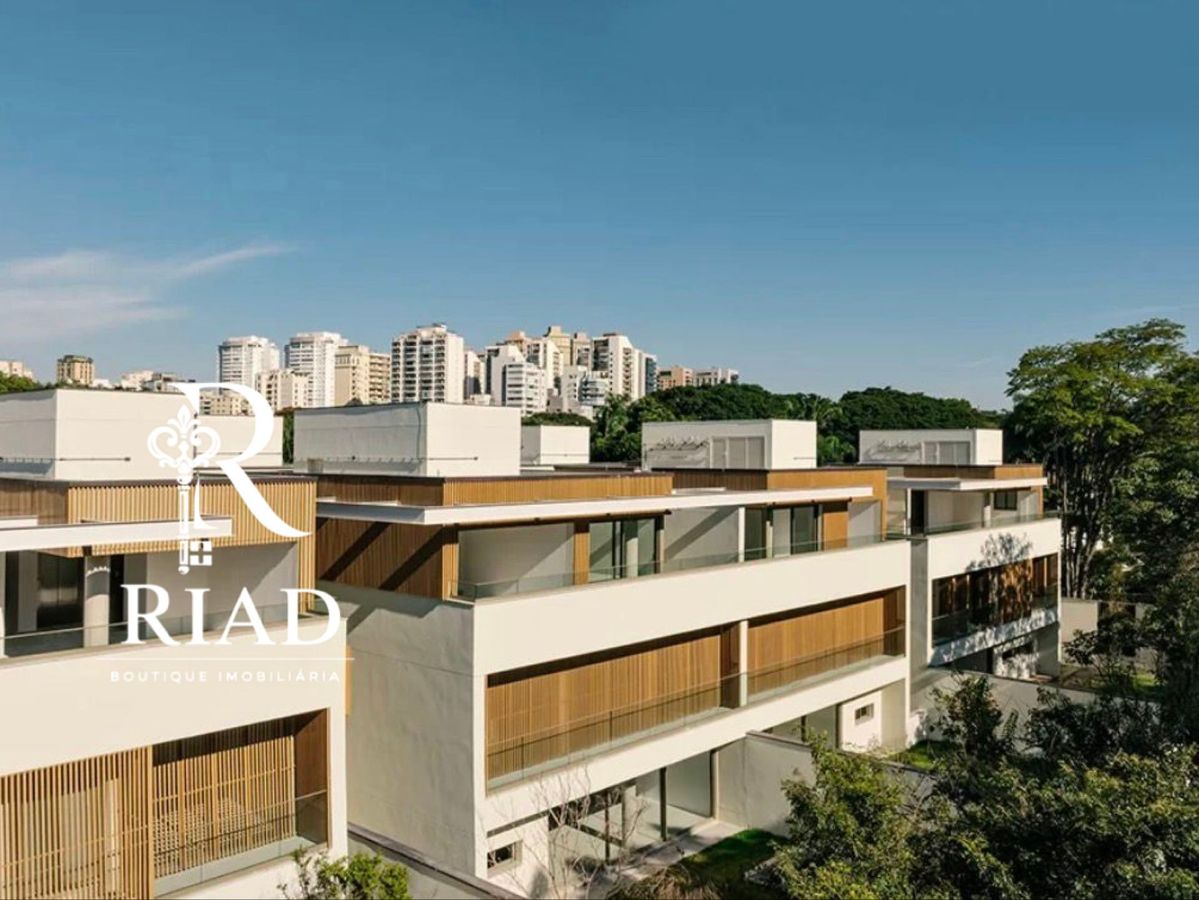 Casa de Condomínio Alto de Pinheiros | 802m², 4 Suítes, Piscina e Elevador Privativo Próxima ao Parque Villa-Lobos - Casa de Condomínio em Alto de Pinheiros, São Paulo - à venda - RIAD BOUTIQUE IMOBILIÁRIA LTDA
