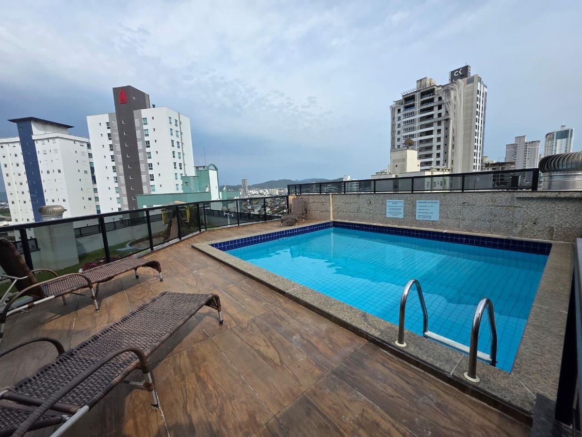 ALUGUEL DE APARTAMENTO DE 3 DORMITÓRIOS NA RUA 3100 EM BALNEÁRIO CAMBORIÚ - 19