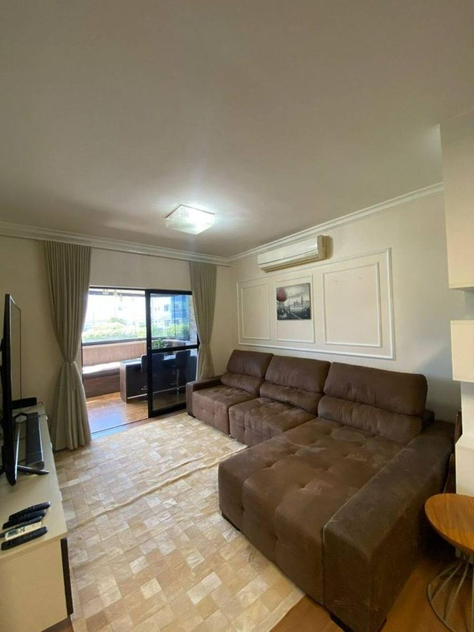 Apartamento com 2 quartos, 1 vaga