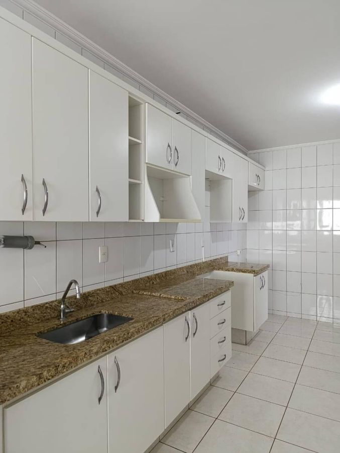 Apartamento com 3 quartos, Setor Universitário - Rio Verde - Apartamento em Setor Universitário, Rio Verde - para locação - IMOBILIARIA REI EMPREENDIMENTOS S/S LTDA