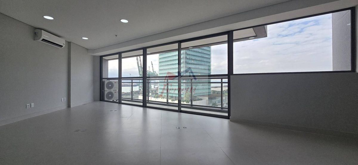 Sala comercial com 70,34m² para locação em edifício em Valongo, Santos/SP