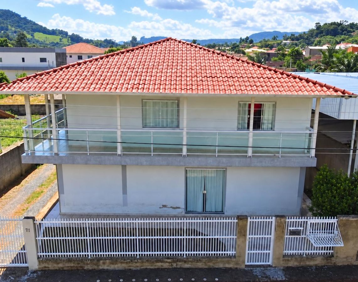 Casa com 4 quartos, Fundo Canoas - Rio do Sul - Casa em Fundo Canoas, Rio do Sul - à venda - ARPIA Imobiliária