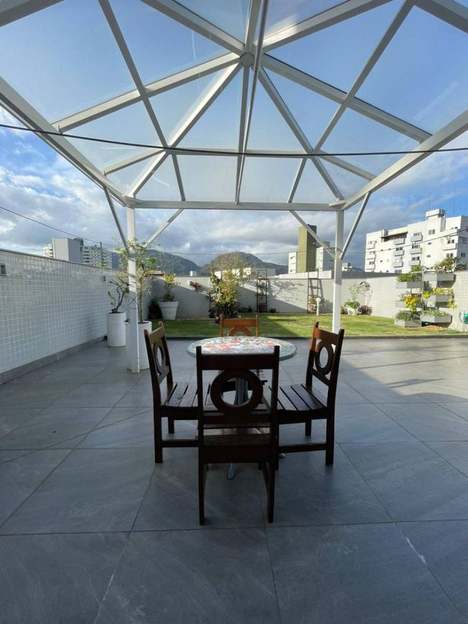 Apartamento com Terraço no Centro
