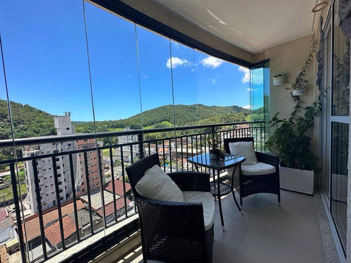 Apartamento MOBILIADO no Alameda Provence com 2 suítes à Venda em Camboriú - Apartamento em São Francisco de Assis, Camboriú - à venda - WOW Imobiliária Ltda