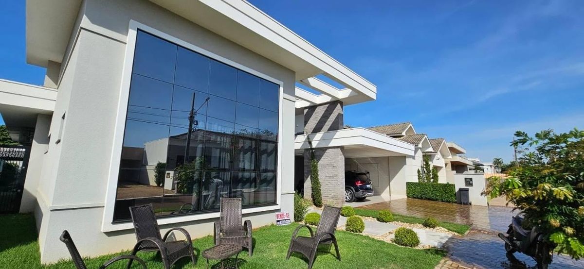 Casa com 3 quartos, 3 suítes - Condomínio Ilha Bela, Sorriso