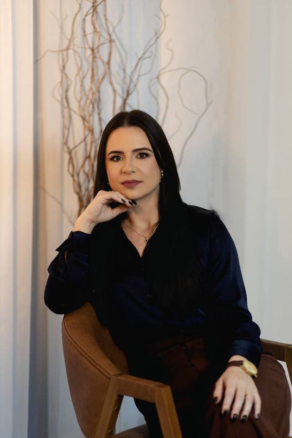 Aline Mendes