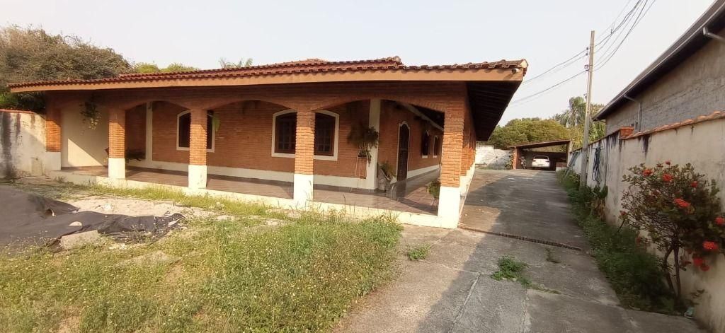 Casa com 3 Quartos à Venda, Crispim - Pindamonhangaba - Casa em Crispim, Pindamonhangaba - à venda - EDSON DERRICO IMOVEIS LTDA