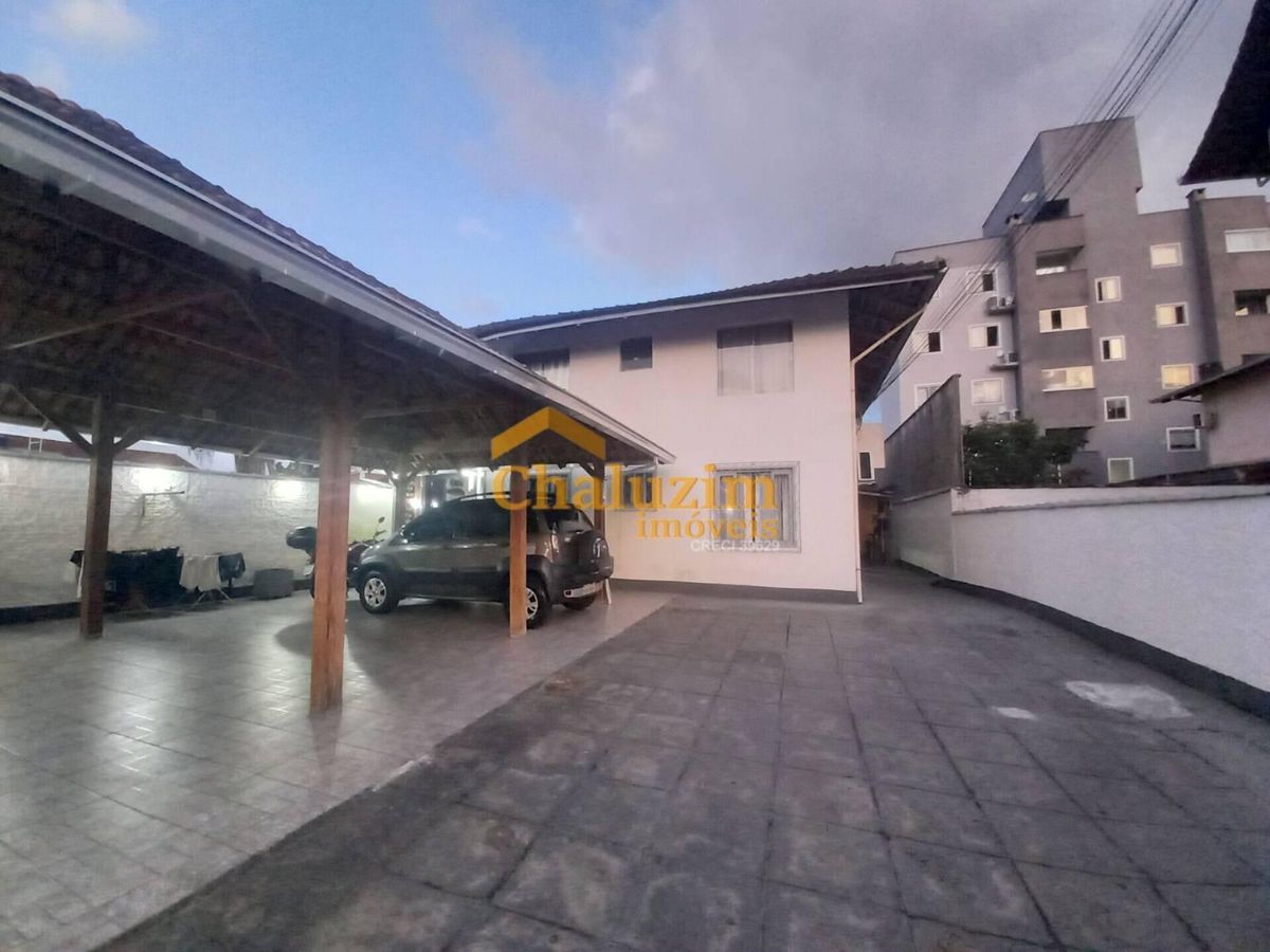 Casa, Iririú - Joinville - Casa em Iririú, Joinville - à venda - CHALUZIM IMÓVEIS LTDA