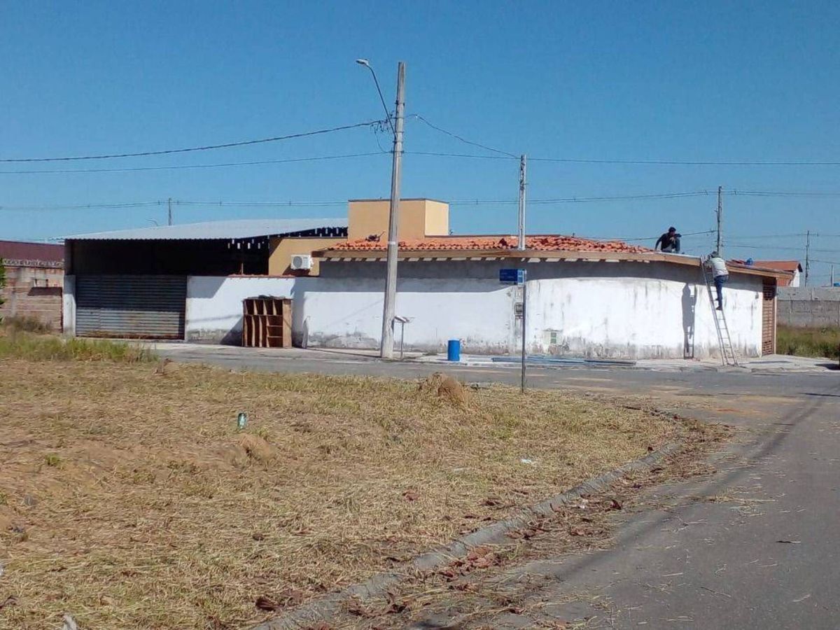 Lote/Terreno à Venda, Loteamento Residencial e Comercial Araguaia - Pindamonhangaba - Lote/Terreno em Loteamento Residencial e Comercial Araguaia, Pindamonhangaba - à venda - EDSON DERRICO IMOVEIS LTDA