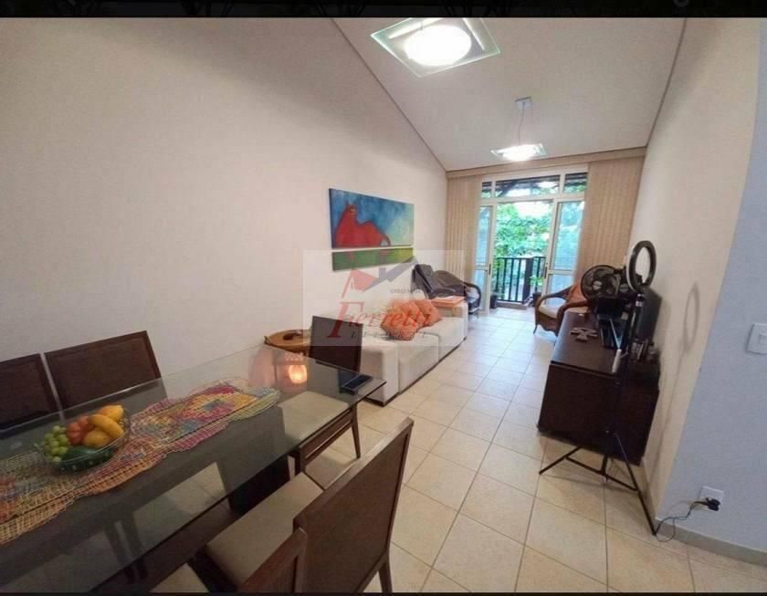 Apartamento com 3 dormitórios  pé na areia à venda em Guarujá/SP