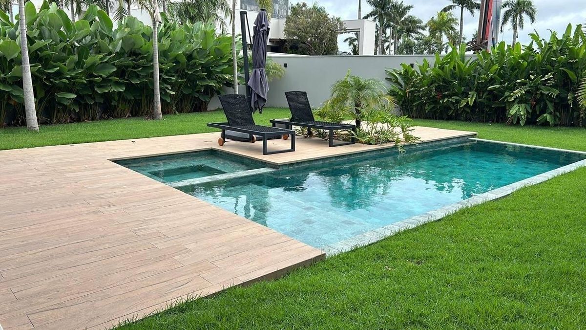 Casa com 4 quartos, 4 suítes - Residencial Costa Brava, Sorriso