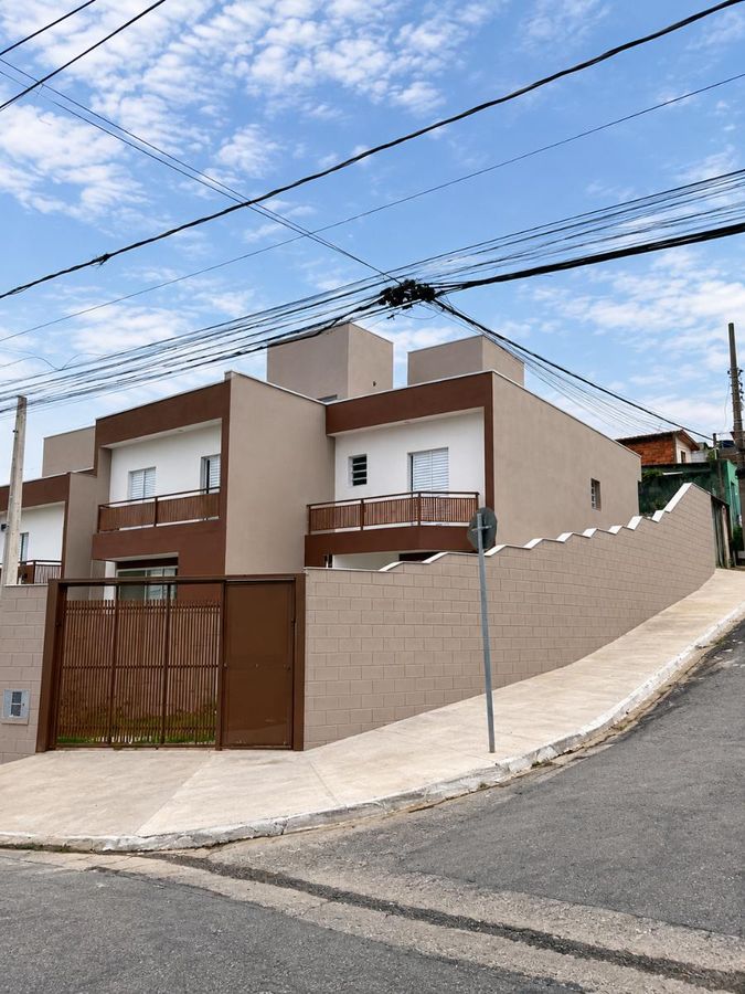 Sobrado à Venda – Jardim Casa Branca, Suzano/SP - Sobrado em Jardim Casa Branca, Suzano - à venda - Camila Ramos Imóveis