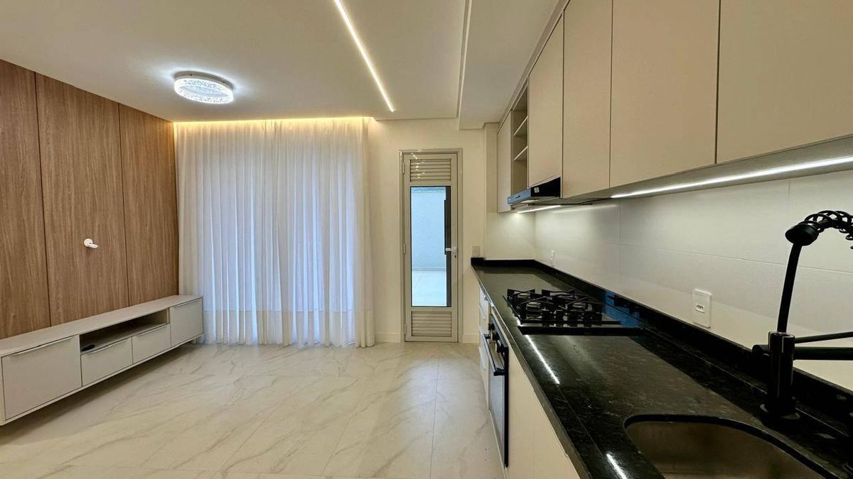 APARTAMENTO NO EDIFÍCIO L` AQUAMARINE - FAZEDINHA, ITAJAÍ - Apartamento em Fazendinha, Itajaí - para locação - Brava Norte Imóveis