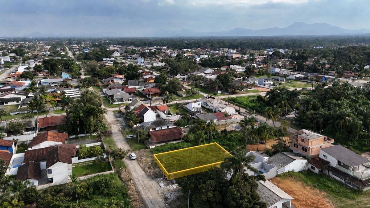 Terreno com 360m² (12x30) na Barra do Sai á 560 metros da praia em Itapoá-SC - Lote/Terreno em Barra do Sai, Itapoá - à venda - SBGLOBAL Imobiliária