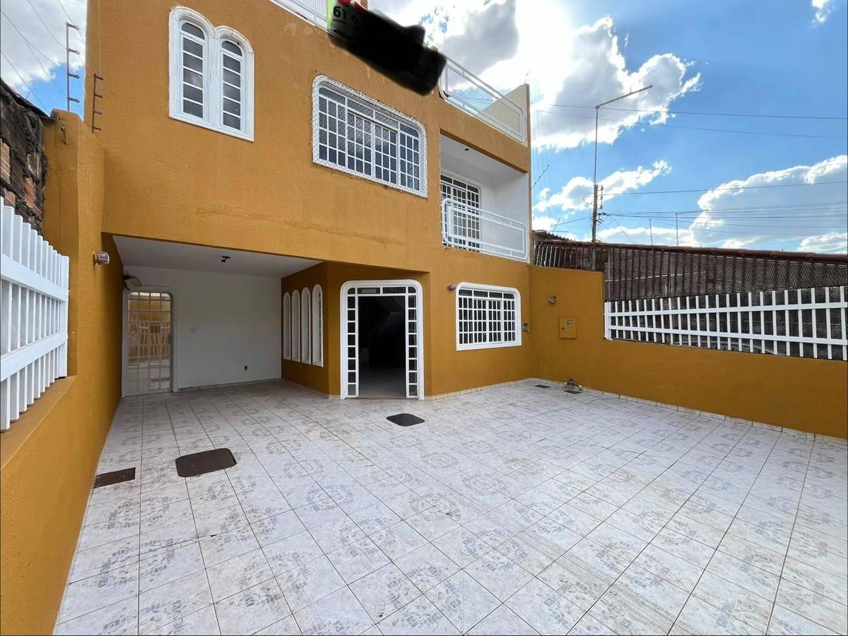 Excelente Casa 04Quartos 01 Suíte Na Qnl 04 Taguatinga Norte - Casa em Taguatinga Norte (Taguatinga), Brasília - à venda - Silvio Assessoria Imobiliaria