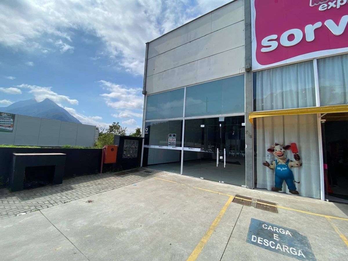 Ampla Sala Comercial com Dois Pavimentos para Locação - Comercial em João Tozini, Corupá - para locação - CONSTRUTORA O.R. LTDA