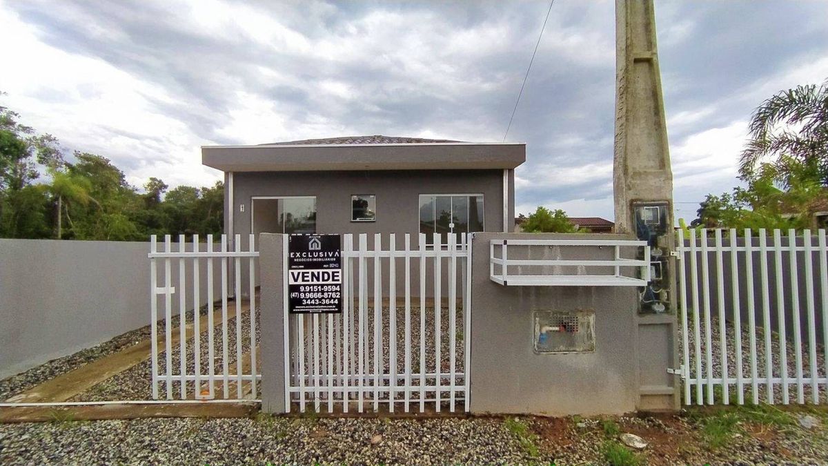 casa geminada - Casa em Cambiju, Itapoá - para locação e para temporada - EVEREST INVESTIMENTOS IMOBILIARIOS