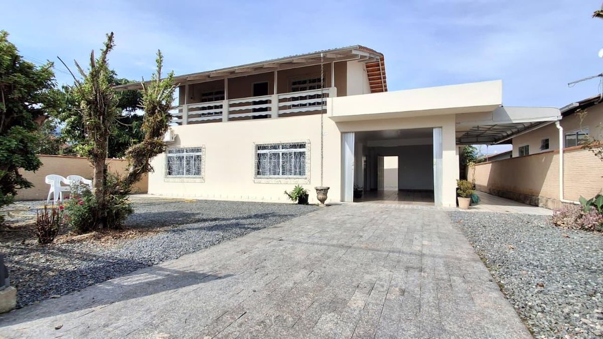 Casa a Venda no Rau - Jaraguá do Sul - Casa em Rau, Jaraguá do Sul - à venda - Guara Imóveis Ltda