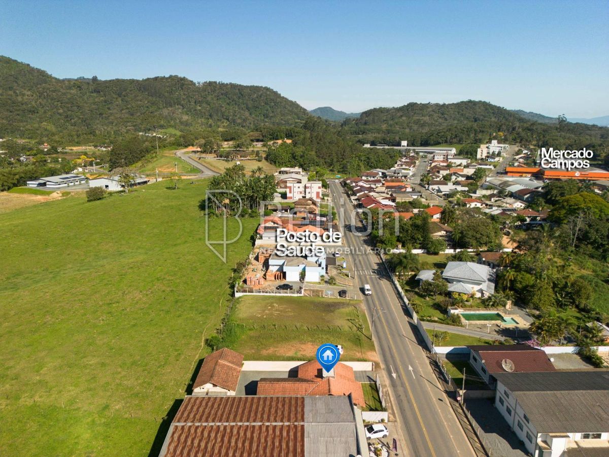 Casa com edícula à Venda em Rio dos Cedros/SC