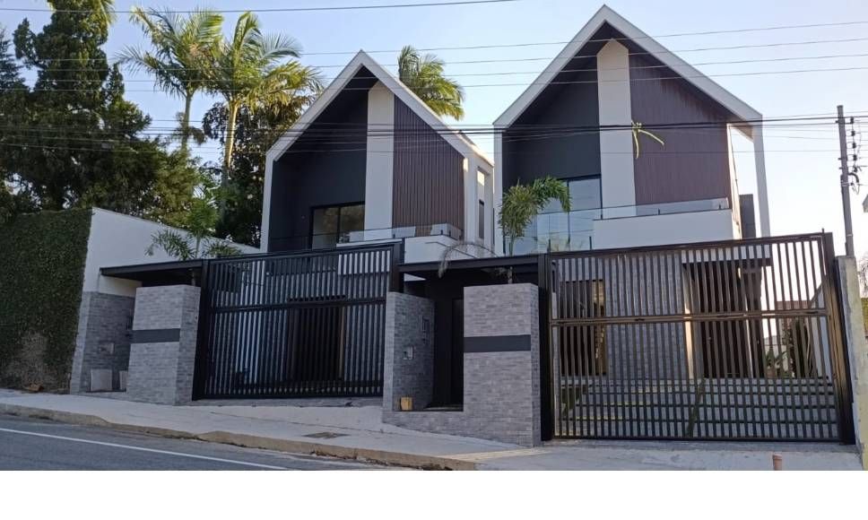 CASA 3 SUÍTES COM PISCINA NO AMIZADE - Casa em Amizade, Jaraguá do Sul - à venda - Brisa Sul Imóveis