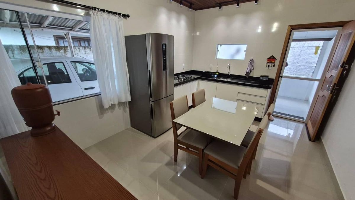 Aluguel Casa 02 dormitórios no Bairro Cedro - Casa em Cedro, Camboriú - para locação - Ilaini Imóveis