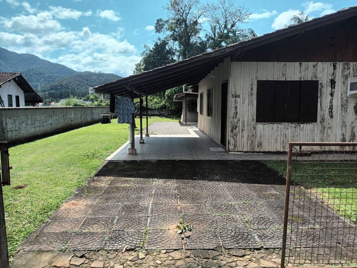 Terreno amplo com casa em Schroeder - Casa em Tomasseli, Schroeder - à venda - Guara Imóveis Ltda